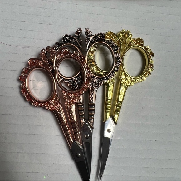 Embroidery Scissors - gold - Picture 8 of 8
